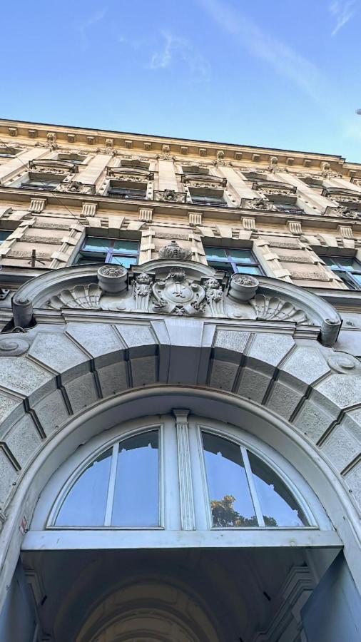 Aparthotel Residence Виена Екстериор снимка